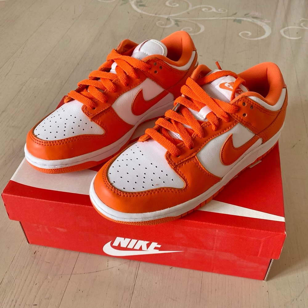 Nike Dunk Low SP ‘Syracuse’ Sneakers